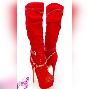 Alba Red Heeled Boots with Gold Chain Detail